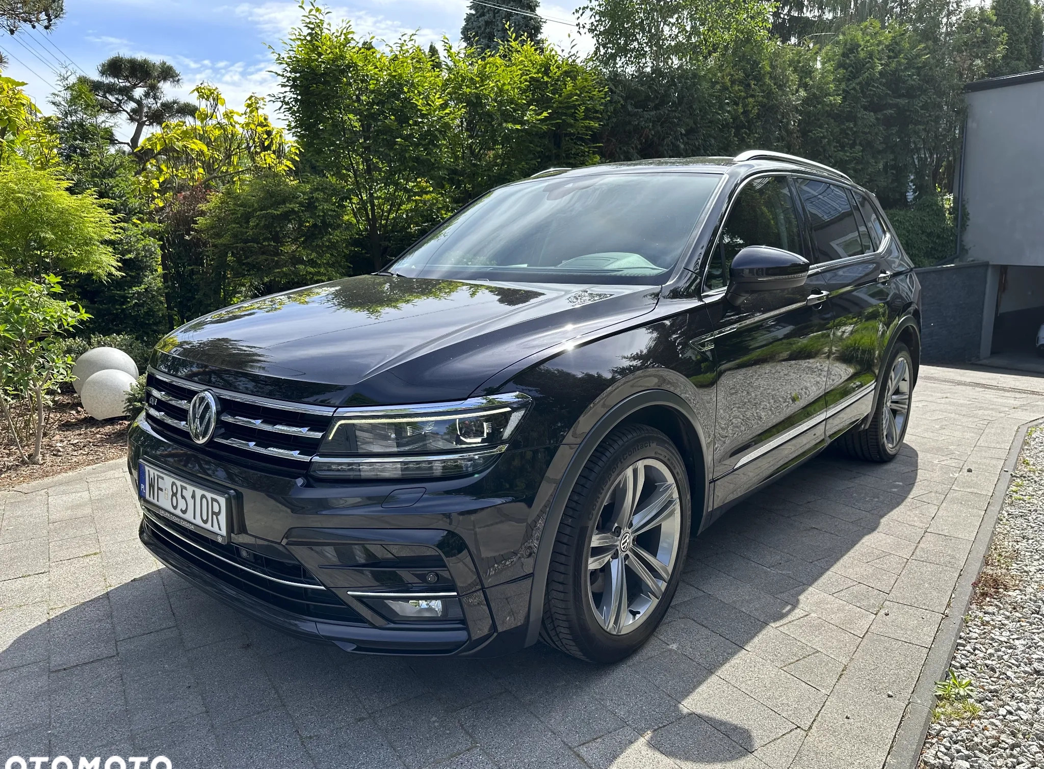 Volkswagen Tiguan cena 141450 przebieg: 135000, rok produkcji 2018 z Warszawa małe 562